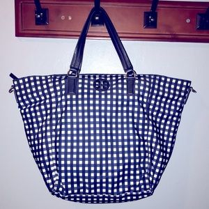 TORY BURCH large market tote in navy and white check